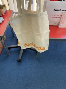 bags-3 A bag decorated with the text, "Bookworm", at the bottom.